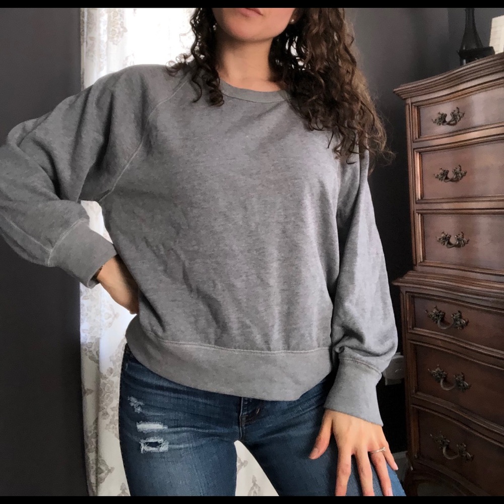 Gap baggy crewneck sweater-shirt